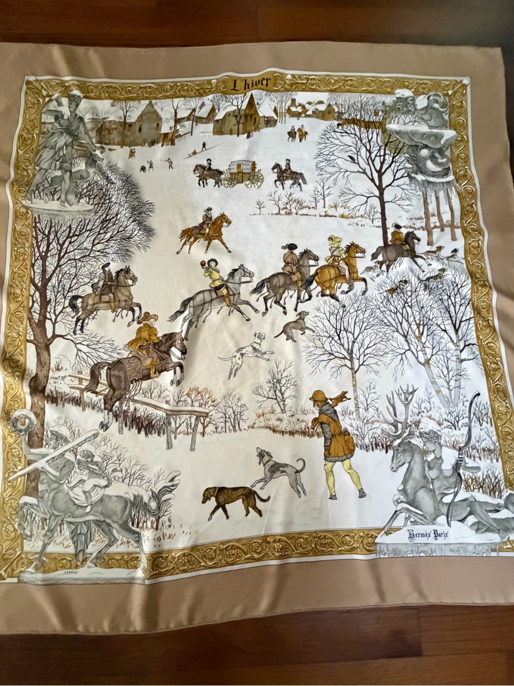 Hermes L’hiver Silk Scarf. - Picture 9 of 16